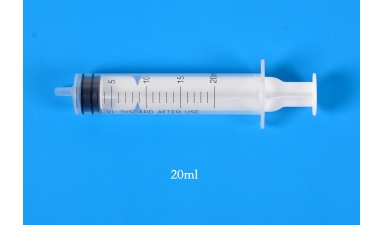 Sterile syringes for single use